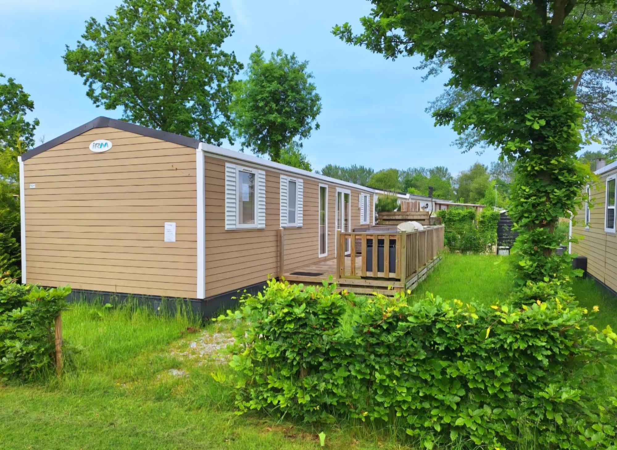 Enjoy Natur, See Und Meer Chalet Lauwersoog- 1-6 Pers- 3 Schlafzimmer, 2 Badezimmer- Fruehes Einchecken Ab 14 Uhr Exterior photo